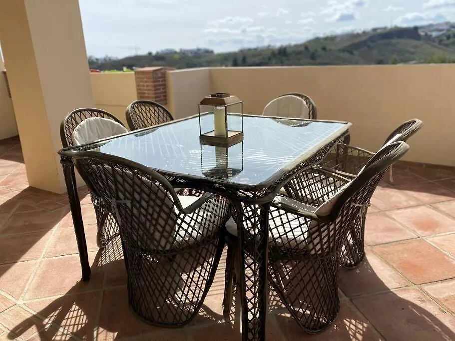 Capanes Del Golf Luxury Apartment Malaga Spain